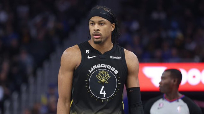 勇士伤病潮持续升级，字母哥交易未果库明加遭