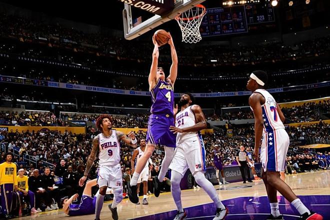 南湾湖人轻取苏福克斯天力 克内克特19分展现潜