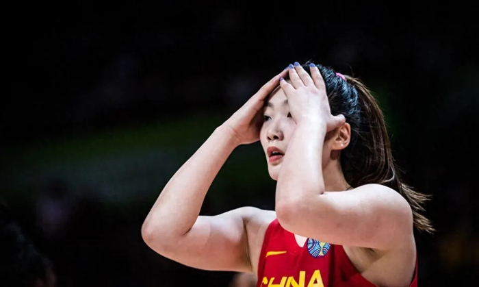 李梦200万美元年薪引爆女篮薪资革命，Project B