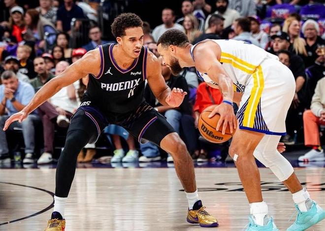 太阳队力克勇士队 杰伦格林狂砍36分终结黑十奇