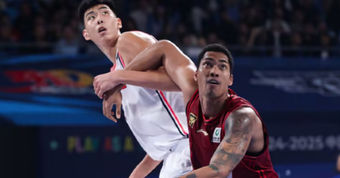 首钢男篮遭上海逆转 丘天五年长约成交易阻碍